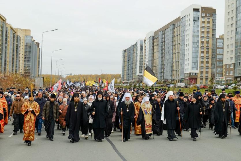 Фото В Челябинске впервые прошел многотысячный крестный ход  (ФОТО и ВИДЕО)
