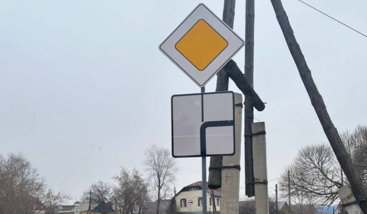 Фото В Челябинске изменили схему движения на пересечении улиц Дубравной и Дачной
