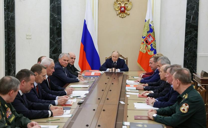Фото Совещание Совбеза: реакция Путина на планы США по ядерным испытаниям