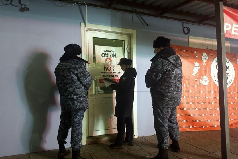 Фото За нарушение санитарных норм суши-бар в Челябинске закрыли на 60 дней