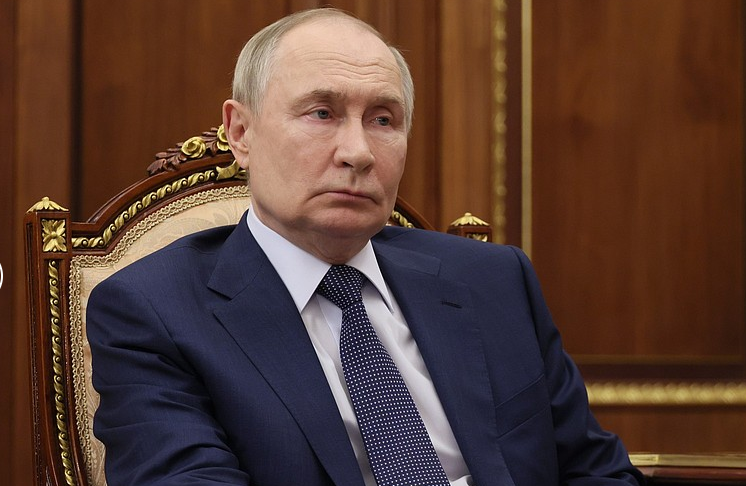 Фото Путин: цель России – освободить Донбасс и Новороссию любым путём