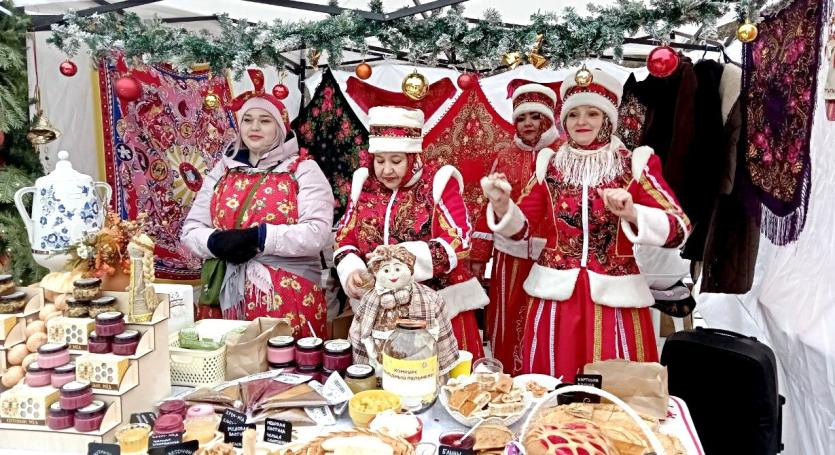 Фото В Челябинске прошёл большой фестиваль пельменей