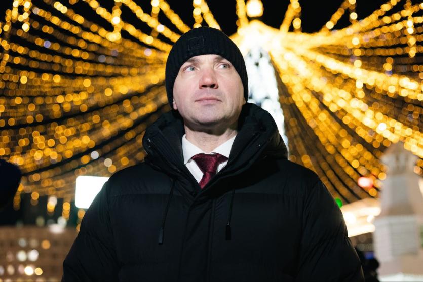 Фото Глава Челябинска Алексей Лошкин обратился к горожанам с новогодним поздравлением