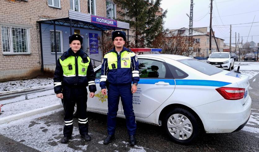 Фото В Октябрьском районе полицейские спасли заблудившуюся в мороз старушку
