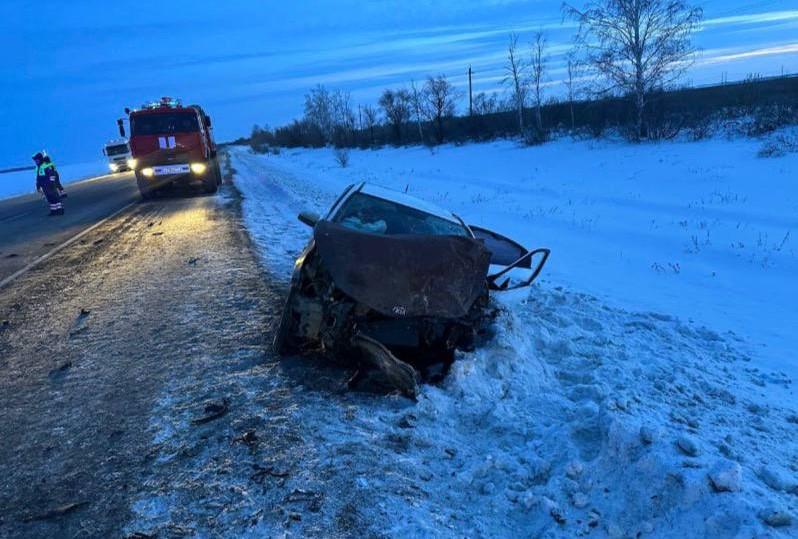 Фото В Челябинской области при столкновении двух легковушек пострадали три человека