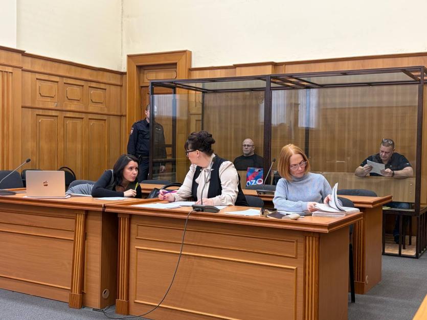 Фото Убийство, пикеты и 20 лет ожидания: в Челябинском суде прения по делу журналиста Кирсанова