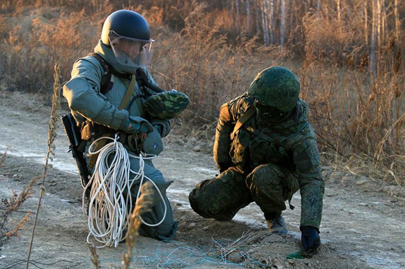 Фото Тихие герои фронта: итоги работы и 325-летний юбилей инженерных войск России
