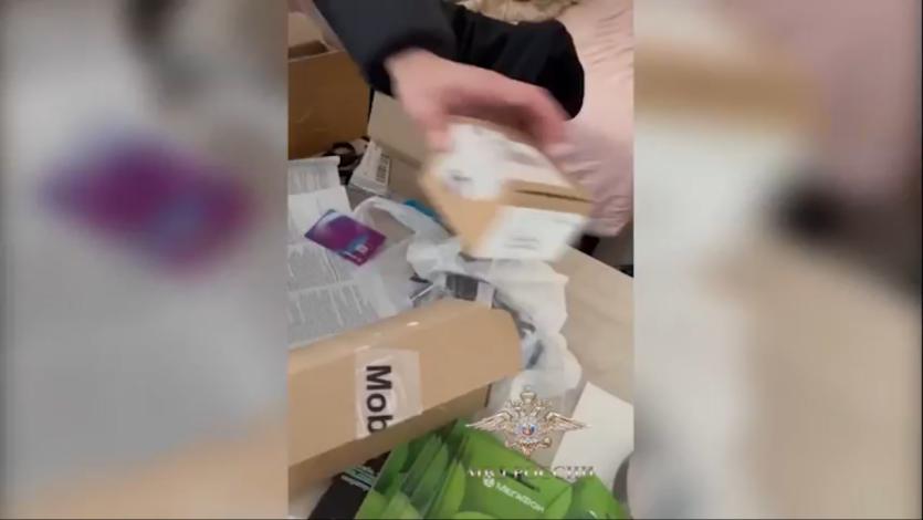 Фото В Челябинской области раскрыта сеть телефонных мошенников: изъяты SIM-карты и оборудование 