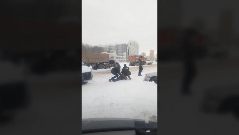 Фото ФСБ задержала 18-летнего челябинца, готовившего теракт под патронажем спецслужб Украины 