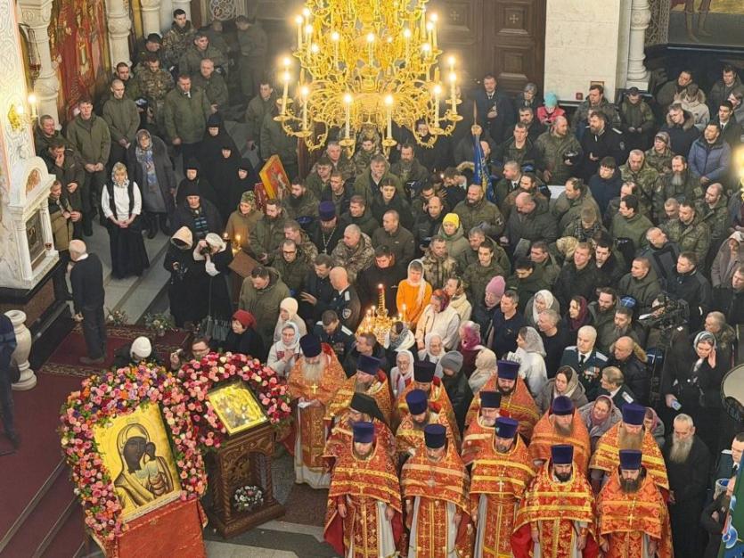 Фото Казаки УрФО и ПФО обрели свою святыню: Табынская икона будет пребывать в Екатеринбурге