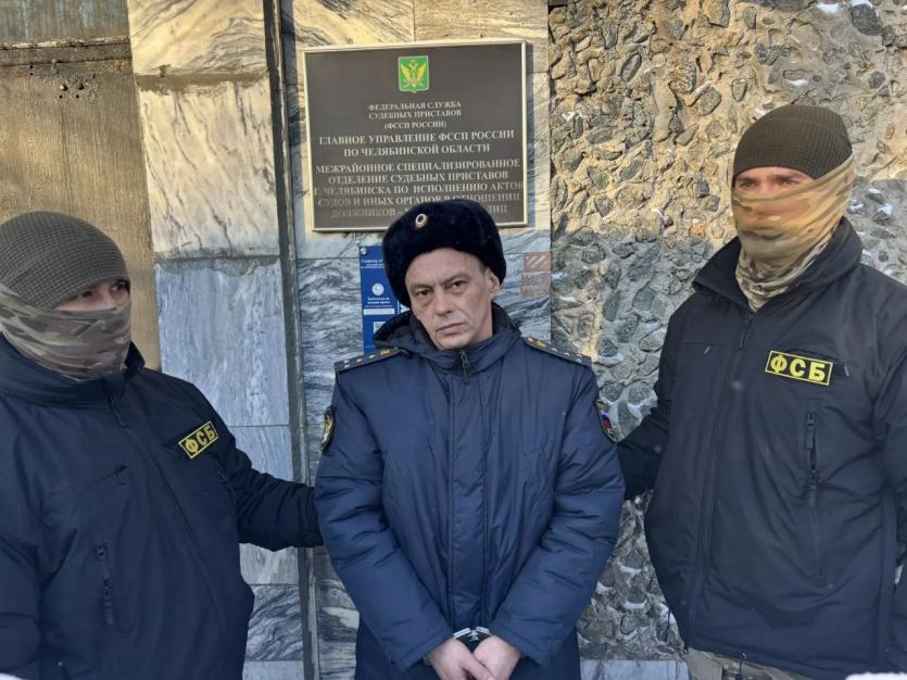 Фото Задержан высокопоставленный сотрудник ГУФСПП в Челябинской области по делу о взятках