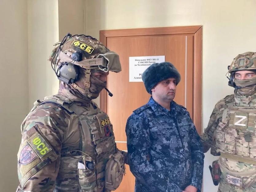 Фото В Копейске за коррупцию задержан начальник исправительной колонии №11