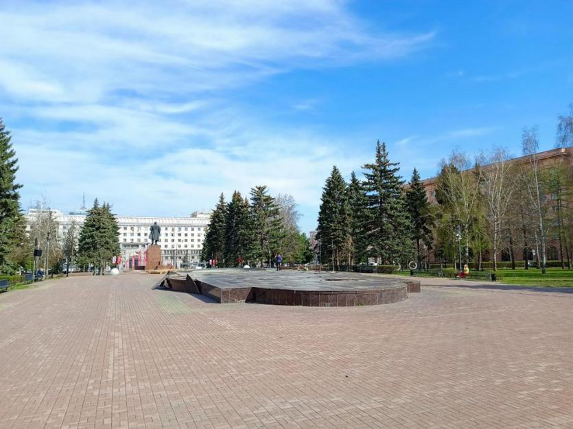 Фото На обслуживание главного фонтана Челябинска предусмотрено 2,4 миллиона рублей