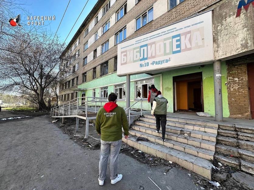Фото Печально знаменитая «общага» на улице Мира снова представляет угрозу безопасности челябинцев
