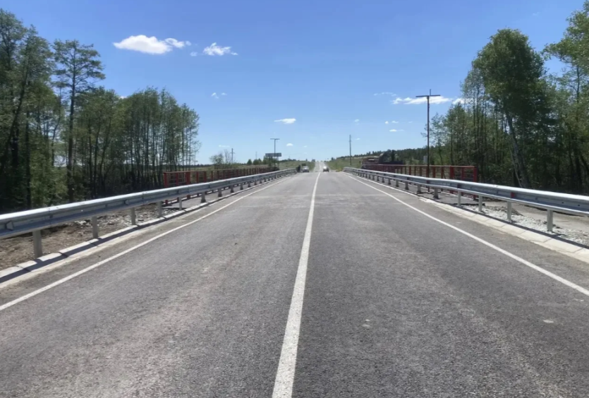 Фото Реконструкция мостового перехода через реку Ольховка подходит к концу