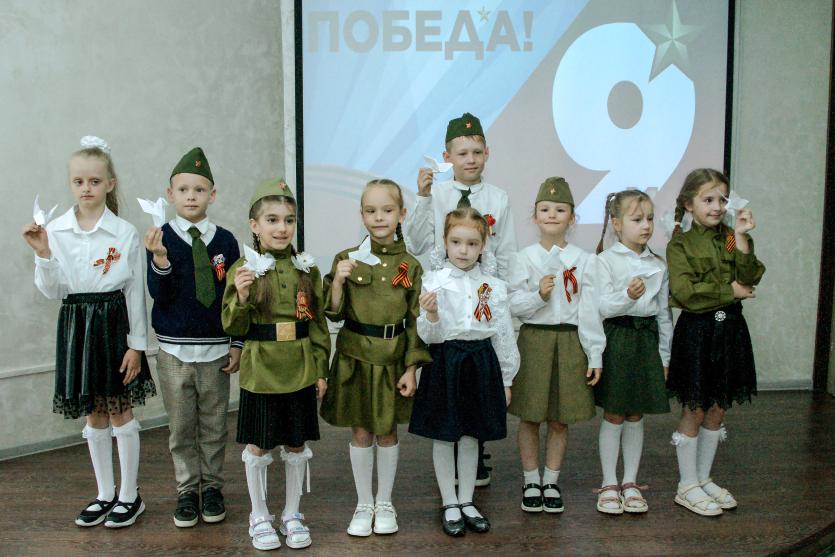 Фото  В Миассе наградили лучших чтецов посвящённых Великой Победе «Строк памяти»