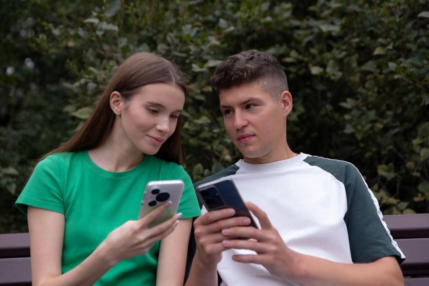 Фото Курс на высокие скорости: число владельцев 5G-смартфонов в Челябинской области выросло на 32%