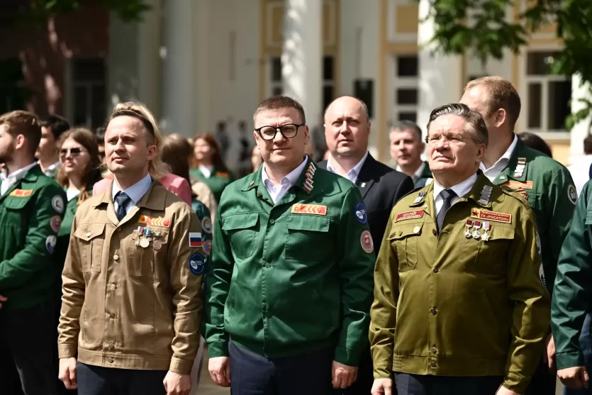 Фото Запуск «Мирного атома»: Алексей Текслер и Алексей Лихачев дали старт новому трудовому семестру в Озёрске