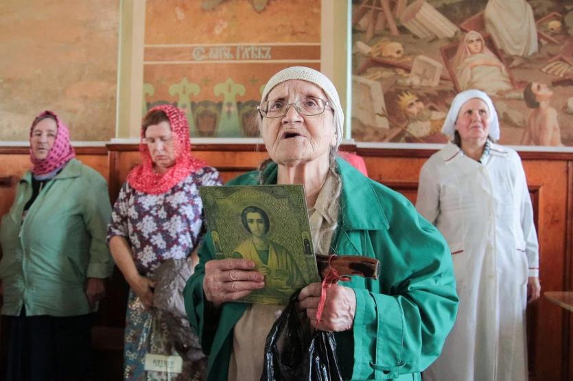 Фото О чем молятся православные верующие 15 июля