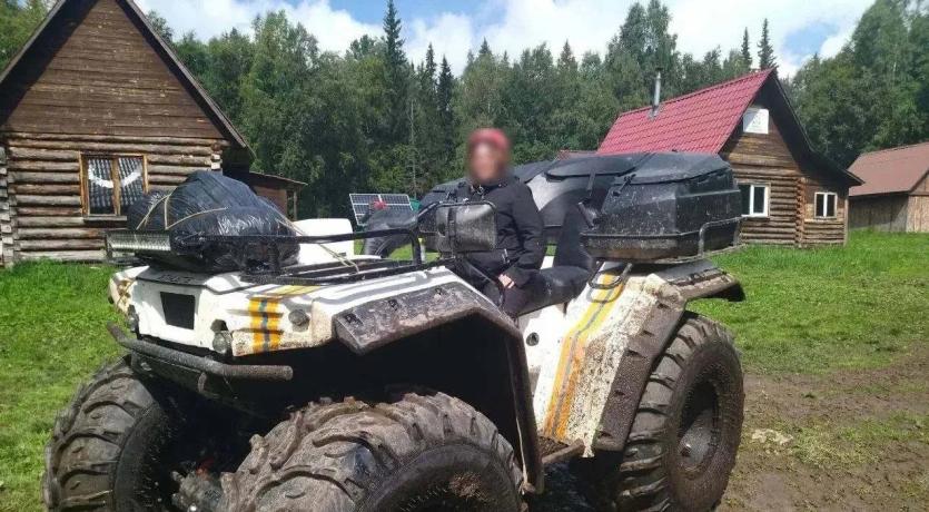 Фото В Златоусте спасатели эвакуировали двоих пострадавших туристов из «Таганая» за два дня