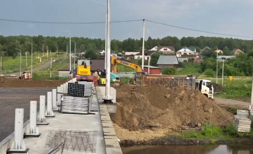 Фото Мост в Есаульском достраивают под контролем прокуратуры (ВИДЕО)