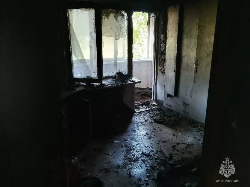 Фото В Симе на пожаре погиб мужчина, 12 жильцов спасены