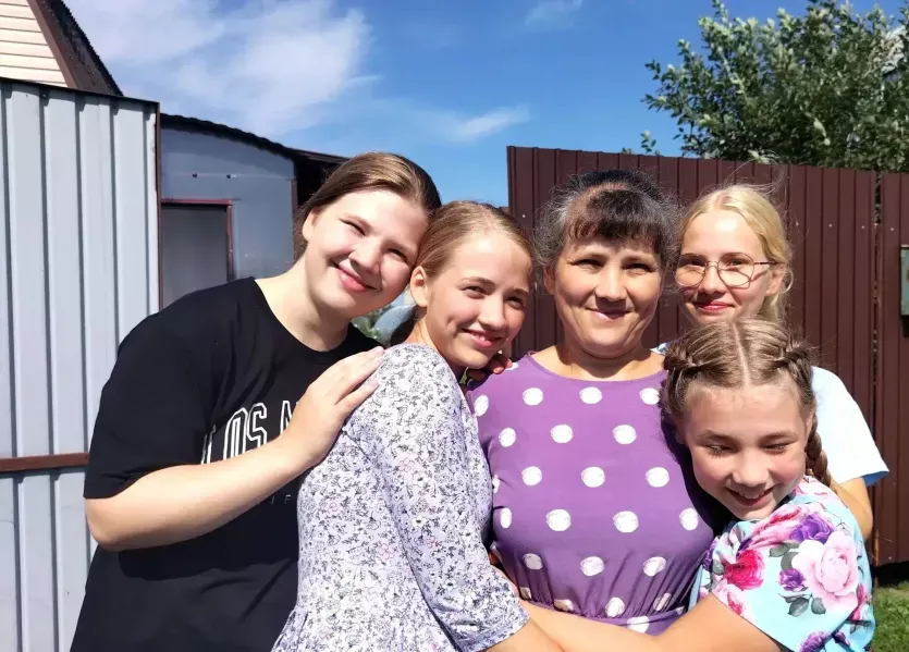 Фото Пятая мать-героиня Южного Урала получила ежемесячную выплату от Соцфонда 