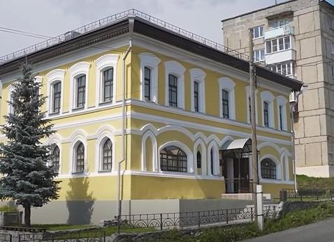 Фото Старина и новые технологии: в Нязепетровске отреставрировали музей