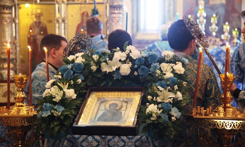 Фото «Умягчи наша злая сердца»: Сегодня чтят икону «Семистрельная»