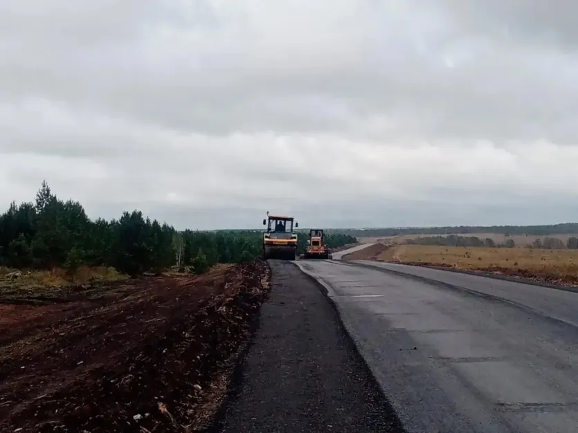Фото В Троицком округе по нацпроекту обновляют ключевые дороги