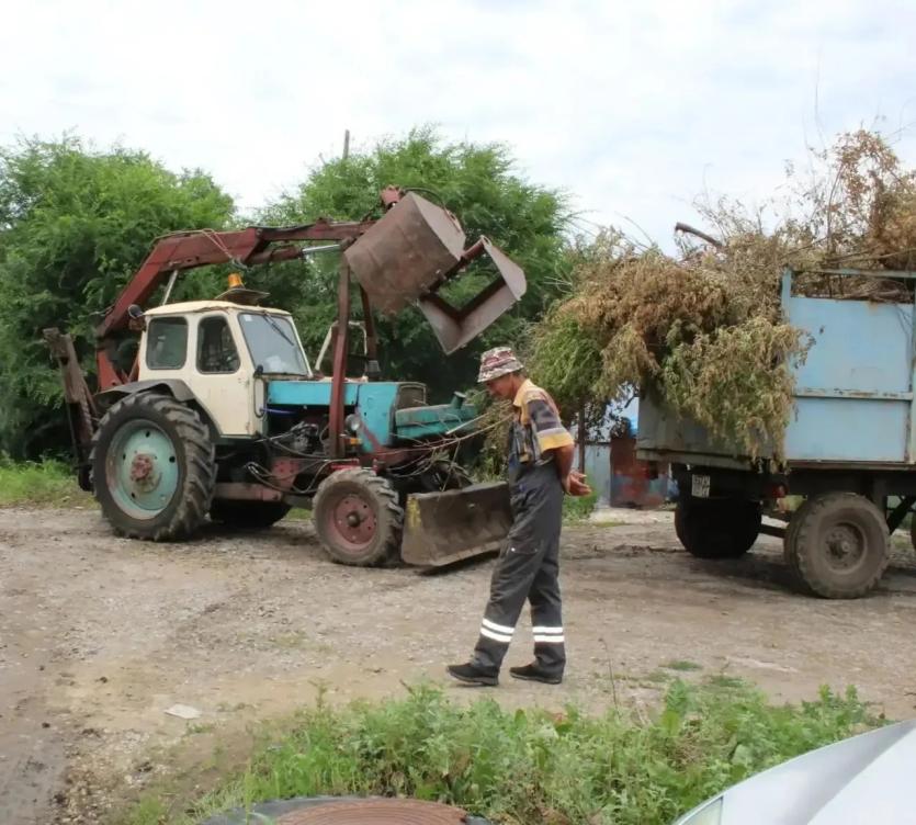 Фото В селе Кизильское судят мужчину, обстрелявшего водителей из пневматики