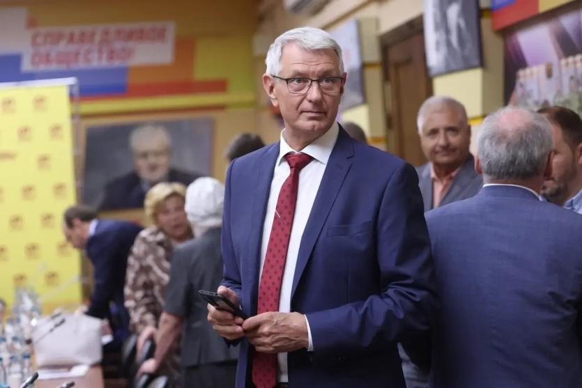Фото Челябинцы Валерий Гартунг и Василий Швецов будут представлять «Справедливую Россию» от региона в Государственной Думе