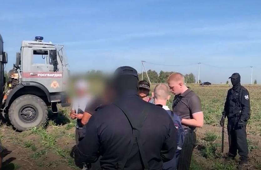 Фото В Челябинской области полиция и Росгвардия выявили 12 миграционных нарушений