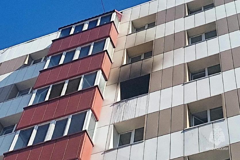 Фото Челябинские спасатели оперативно ликвидировали пожар
