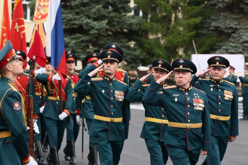 Фото Присяга дана: В возрожденном Челябинском военном вузе подготовят танкистов и дроноводов