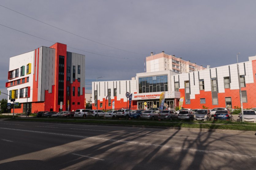 Фото Скрипичный мастер Алексей Хуторянский передаст три новых альта Челябинской Детской филармонии