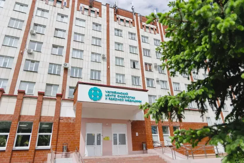 Фото Редкая патология: в челябинском онкоцентре прооперировали мужчину с раком молочной железы