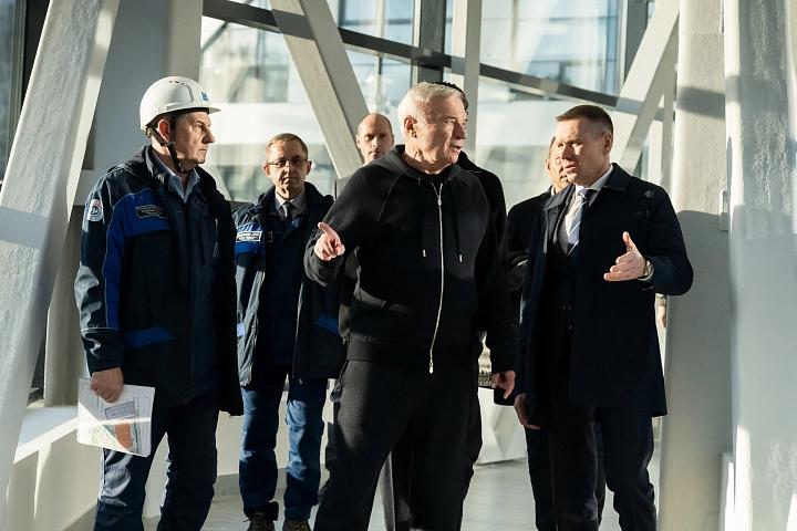 Фото Виктор Рашников оценил ход строительства академии хоккея в Магнитогорске