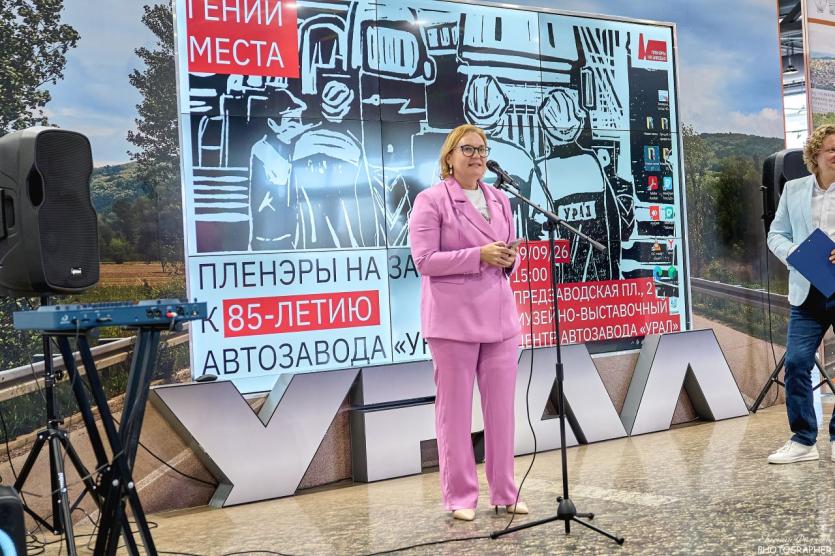 Фото От «Первого касания» к «Гениям места»