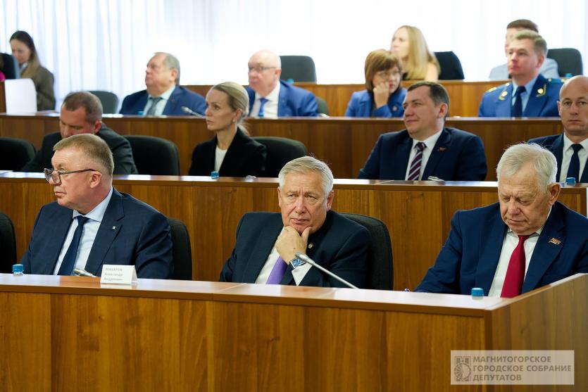 Фото Депутаты Магнитогорска передали помещение «Славянам»