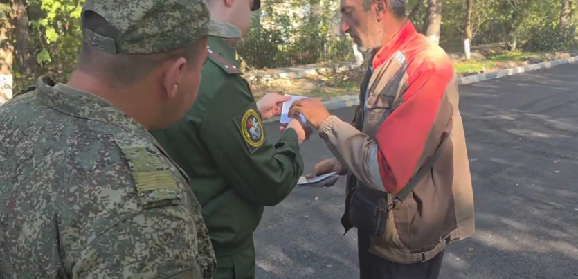 Фото В Чебаркуле военные следователи выявили новых нарушителей правил воинского учёта 
