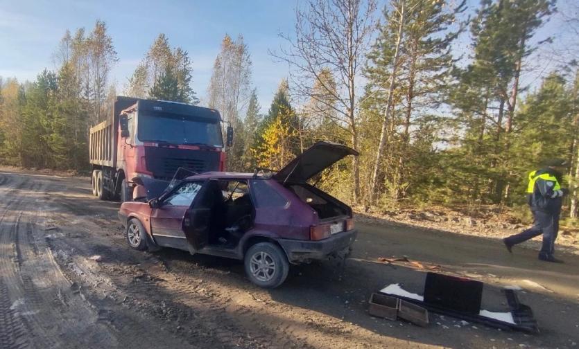 Фото ДТП в Челябинской области: пострадали женщина и ребёнок, водитель ВАЗа был пьян и не имел прав