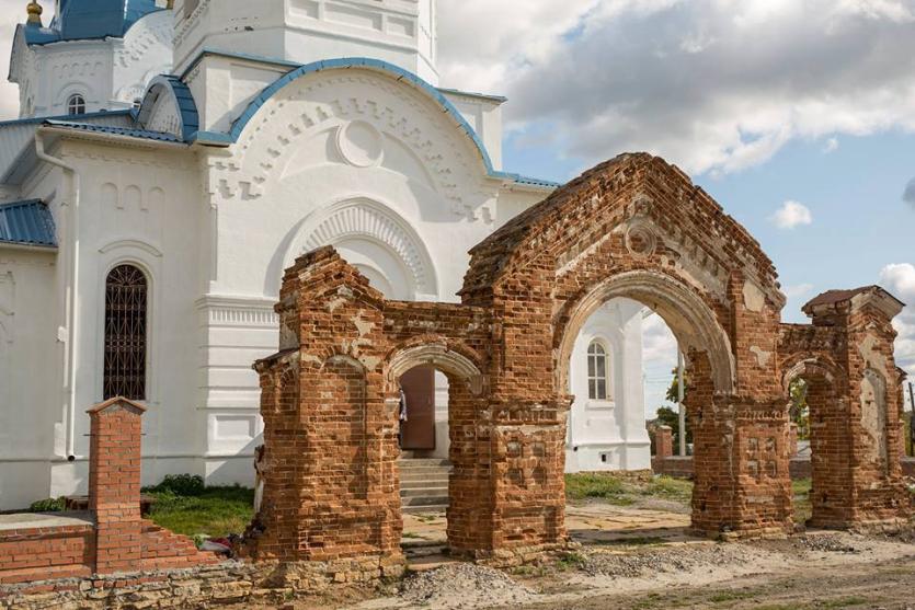 Фото Храму Покрова Пресвятой Богородицы в Булзи нужны голоса челябинцев