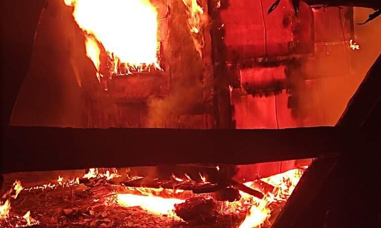 Фото После пожара в Карталинском районе на пепелище обнаружены два трупа