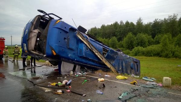 Фото Пассажиры попавшего в ДТП туристического автобуса, ехавшего из Магнитогорска в Анапу, были застрахованы