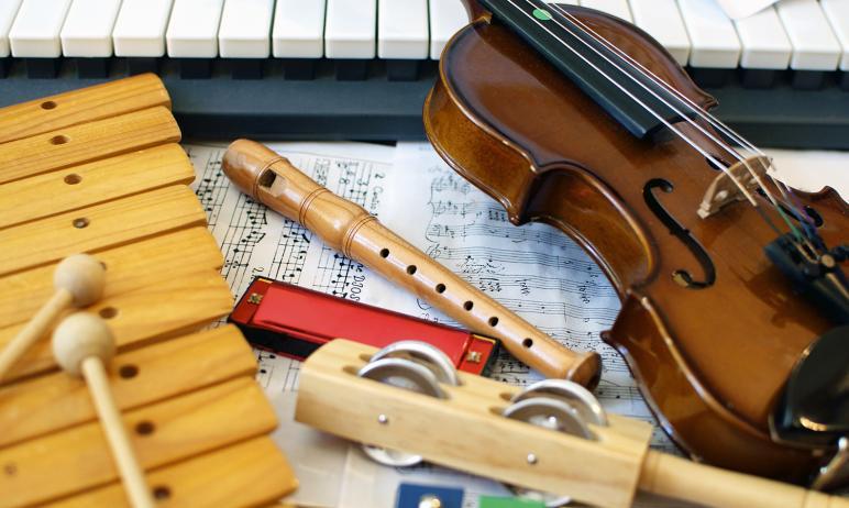 Фото Детская филармония Челябинска получит 40 новых инструментов