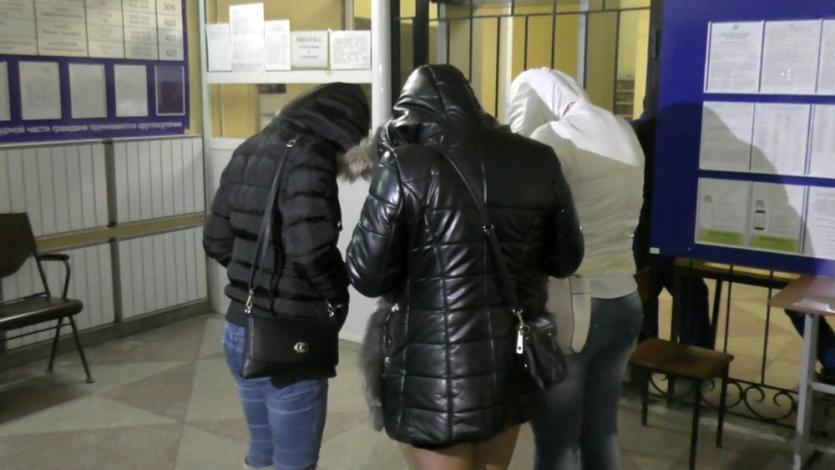 Фото Из Бахрейна депортировали россиянок, вербовавших секс-рабынь в Челябинской области