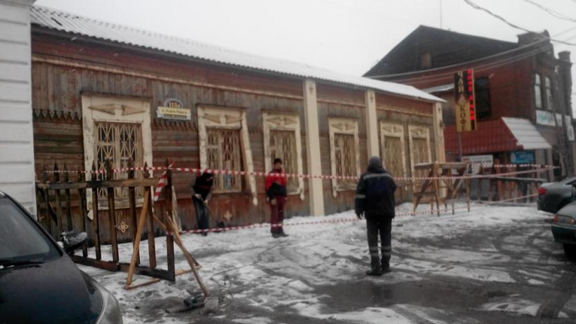 Фото Власти Челябинска не выдавали разрешения на строительство стоянки на месте старинного здания в центре города