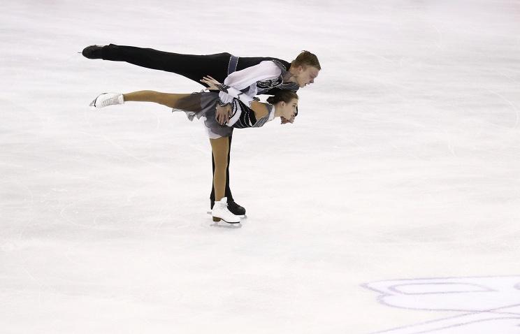 Фото Екатерина Борисова из Челябинска в паре с Дмитрием Сопотом, представляющим Пермский край, выиграли золото зимней юношеской Олимпиады