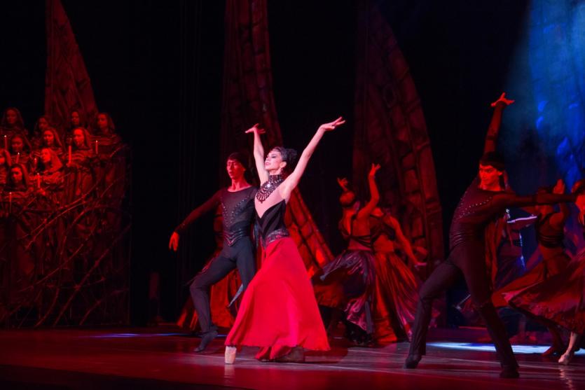 Фото Челябинский театр оперы и балета выступил на фестивале лучших спектаклей